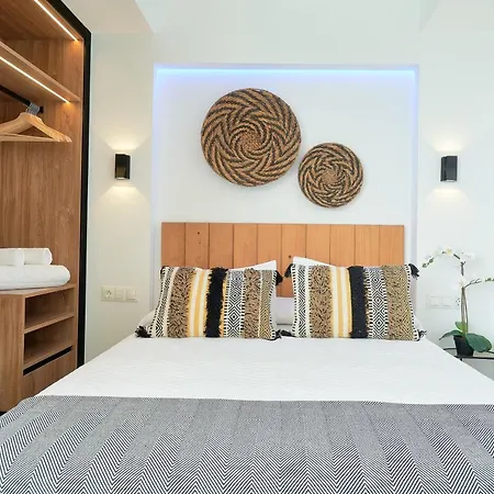 Pura Vida Luxury With Jacuzzi Apartment Torremolinos