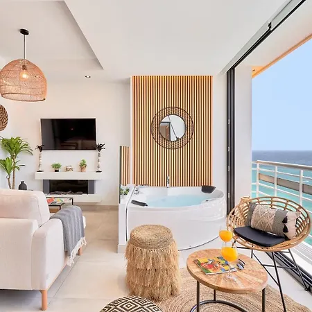 Apartment Pura Vida Luxury With Jacuzzi Torremolinos