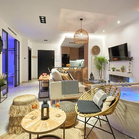 Pura Vida Luxury With Jacuzzi Apartment Torremolinos